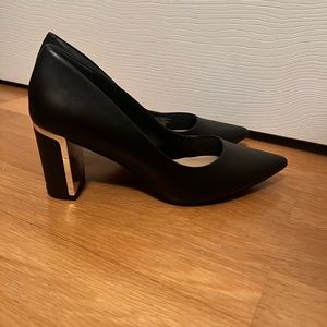 ALFANI Black Leather Shoes Heels